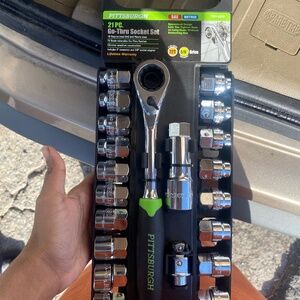 Pittsburgh Go Thru Socket Set